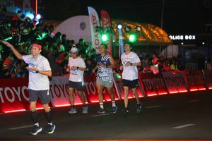 BIB: 45250, 45322
                            <button type="button" onclick="openModal(23177326)" class="btn btn-primary btn-sm float-right btn-popup" data-toggle="modal" data-target=".modal-high-quality">
                        <i class="fas fa-shopping-cart"></i> Add to Cart
                    </button>
                                            <button type="button" onclick="isThisMe(23177326, true)" class="btn btn-success btn-sm float-right btn-popup btn-isme hidden" data-toggle="tooltip" data-placement="bottom" title="นี่คือรูปของคุณใช่ไหม คลิกที่นี่เพื่อเอาเข้าอัลบั้ม">
                        <i class="fas fa-plus"></i> Add to album
                    </button>
                    <button type="button" onclick="isThisMe(23177326, false)" class="btn btn-warning btn-sm float-right btn-popup btn-isnotme hidden">
                        <i class="fas fa-ban"></i> Remove from album
                    </button>